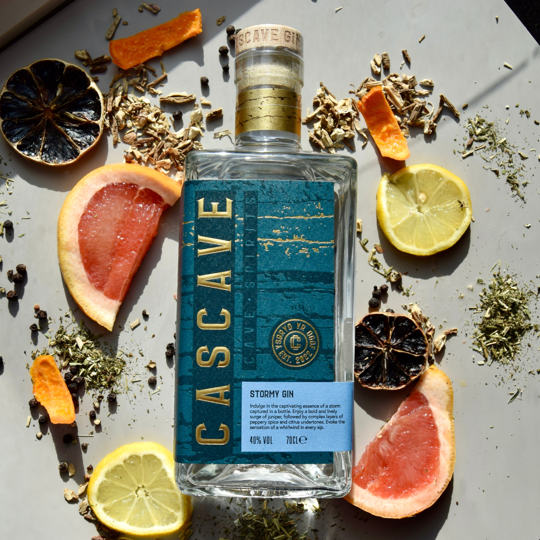 Cascave Stormy Gin, Welsh Gin, Premium Gin, Award Winning Gin, Craft Gin Club, Cave Aged Gin, Dan yr Ogof, Brecon Beacons, gin cocktail, cave water, gin cocktail recipes