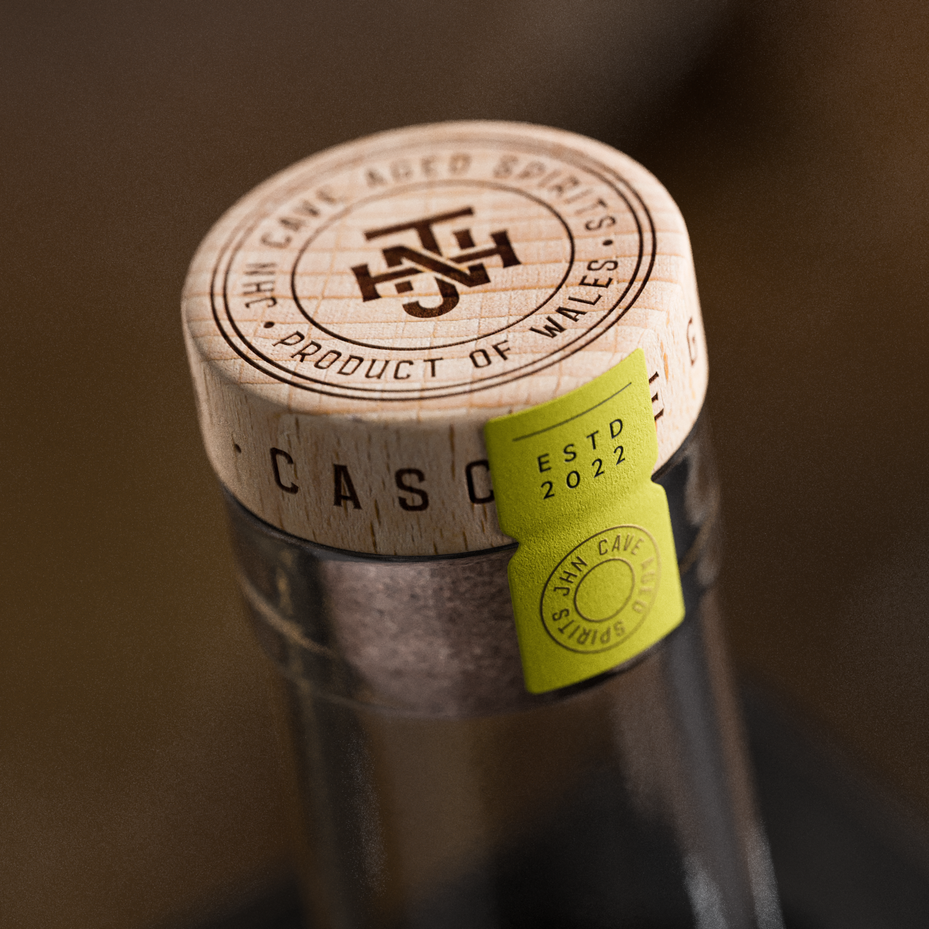 Cave Aged Gin Bottle Top, Cascave Cave Aged Gin, Welsh Gin, Cave Gin, Cave Water, Award Winning, Gin cocktail, Dan yr Ogof Gin, Brecon Beacons,