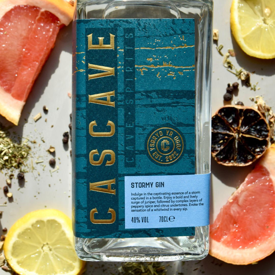 Cascave Stormy Gin, Welsh Gin, Premium Gin, Award Winning Gin, Craft Gin Club, Cave Aged Gin, Dan yr Ogof, Brecon Beacons, gin cocktail, cave water, gin cocktail recipes