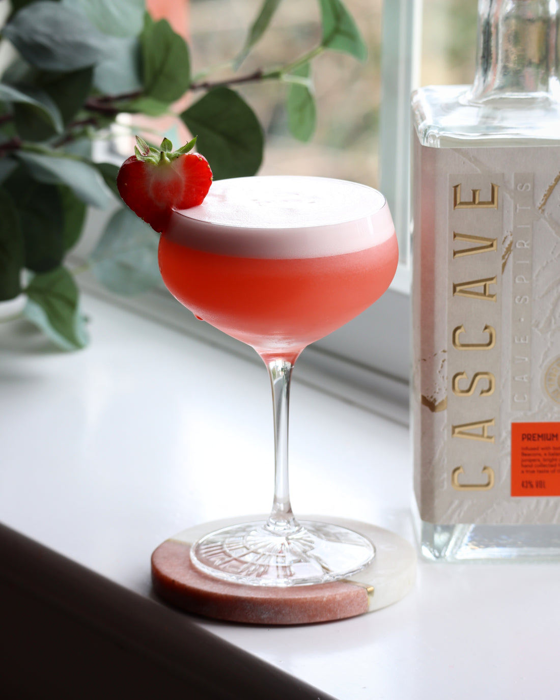 Stawberry Sour Cocktail with Cascave Gin